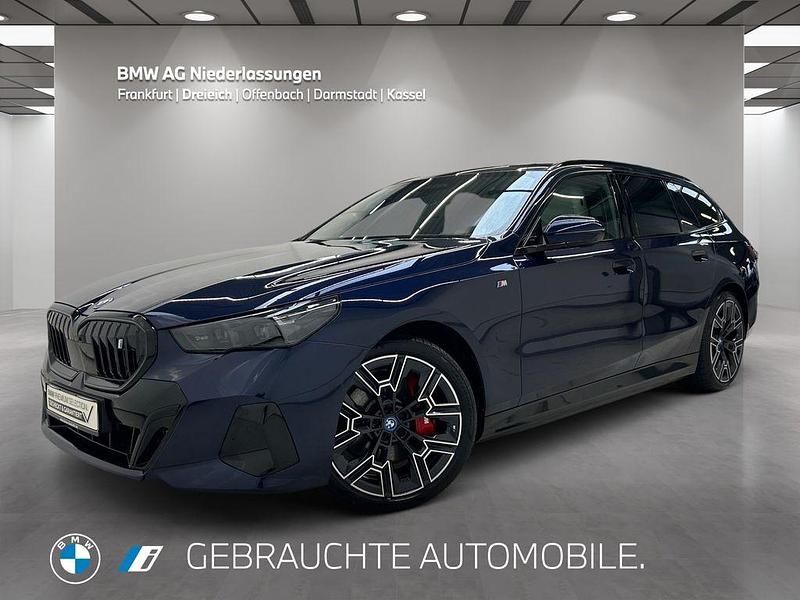 Blau Gebraucht 2024 BMW i5 M Sport Limousine | 63.960 € - Bild 1/3