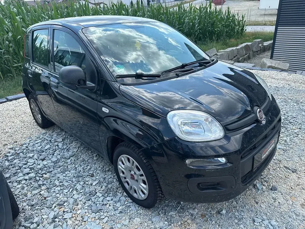 Gebraucht Fiat Panda Easy 69 PS (50 kW) 2020 Schwarz Kleinwagen