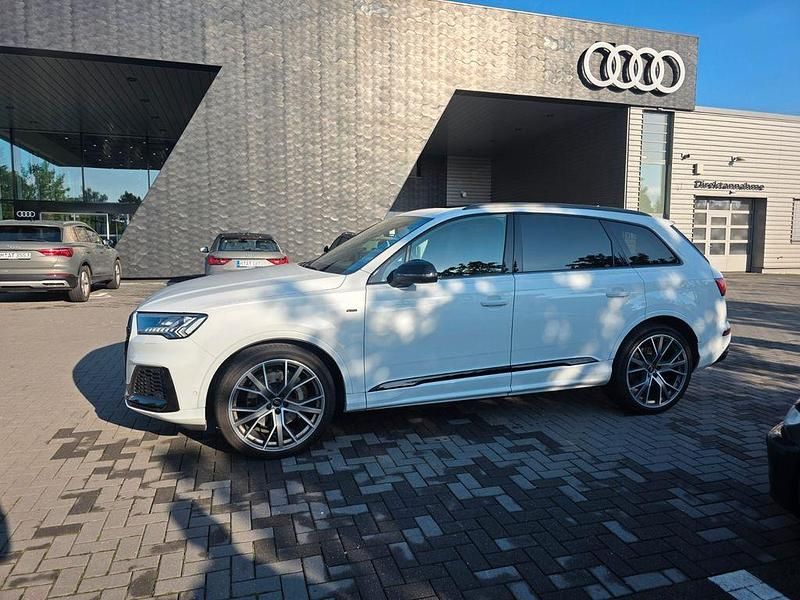 Weiß Gebraucht 2019 Audi Q7 S-Line SUV | 52.999 € - Bild 1/4