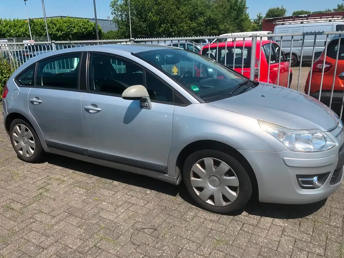 Gebraucht Citroën C4 122 PS (89 kW) 2009 Silber Kleinwagen