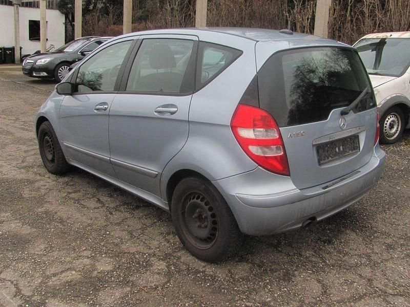 Gebraucht Mercedes A150 Elegance 95 PS (69 kW) 2006 Blau Limousine