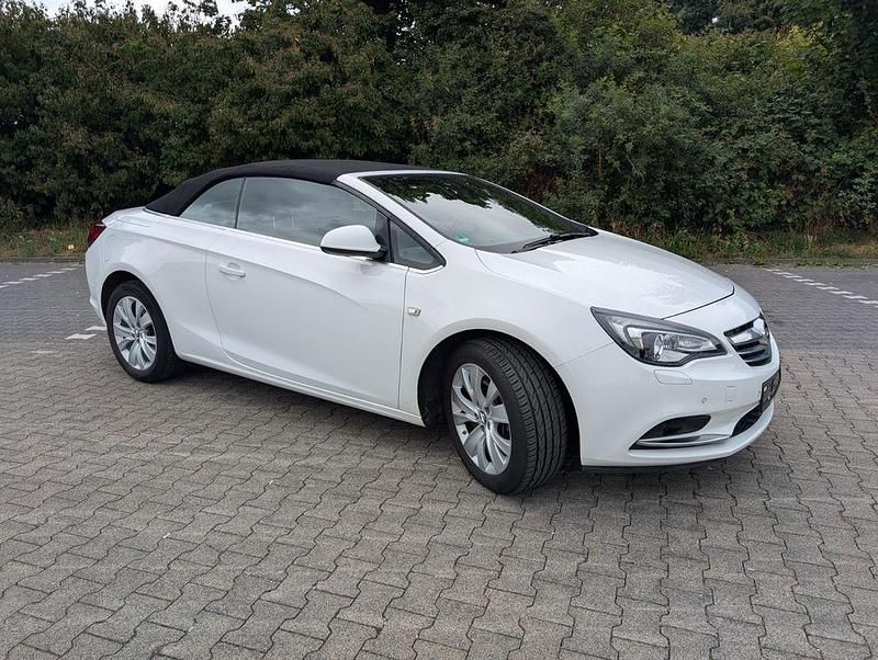 Gebraucht Opel Cascada Innovation 140 PS (102 kW) 2017 Weiß Cabrio