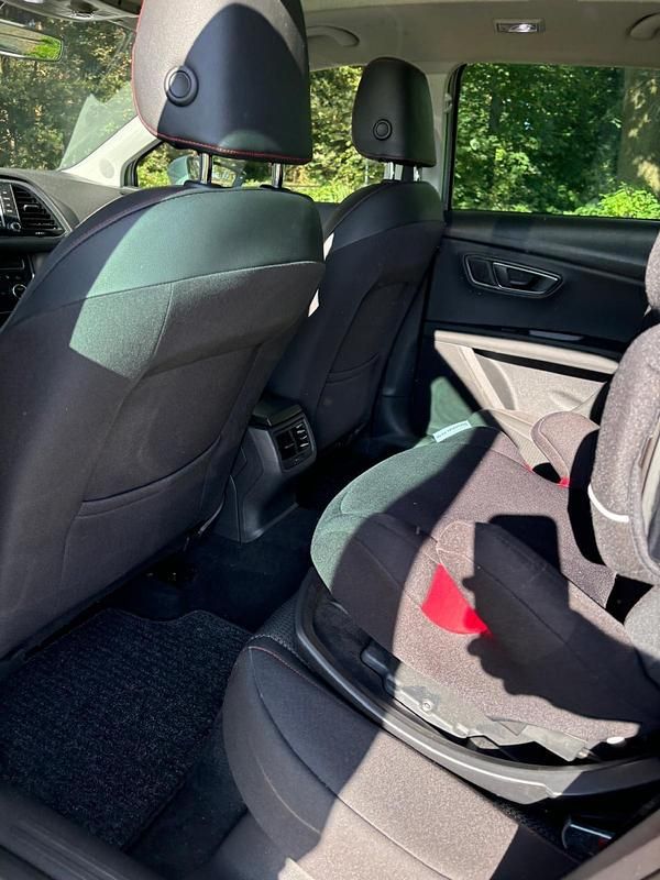 Gebraucht Seat Leon FR-Line 150 PS (110 kW) 2016 Silber Kombi