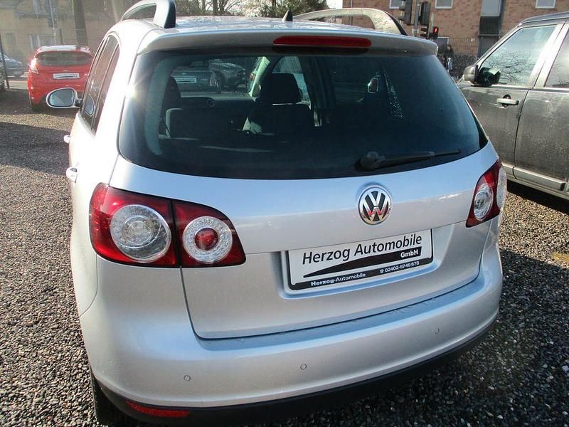 Gebraucht VW Golf VI United 140 PS (102 kW) 2008 Silber Kleinwagen
