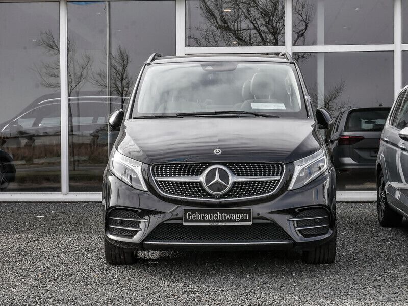 Gebraucht Mercedes V300 Exclusive 239 PS (175 kW) 2019 Schwarz / obsidianschwarz Van / Kleinbus