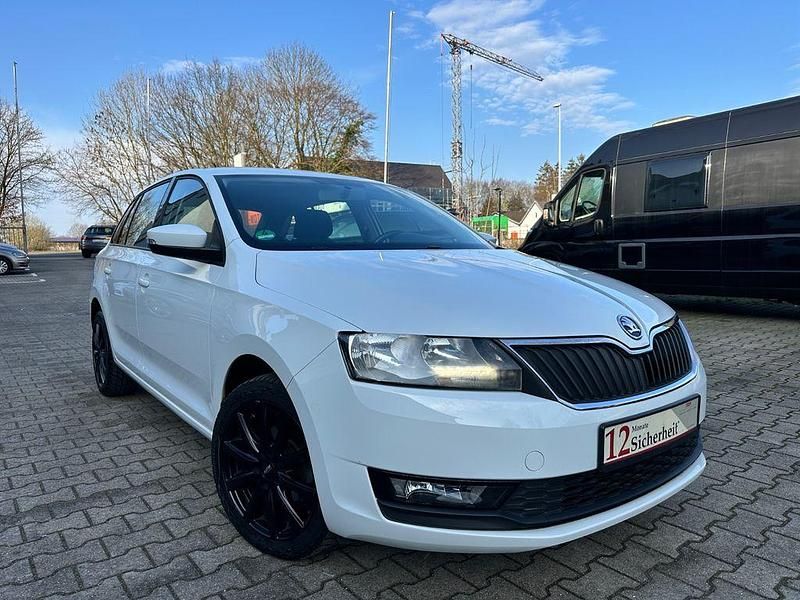 Gebraucht Skoda Rapid Ambition 95 PS (69 kW) 2018 Weiß Limousine