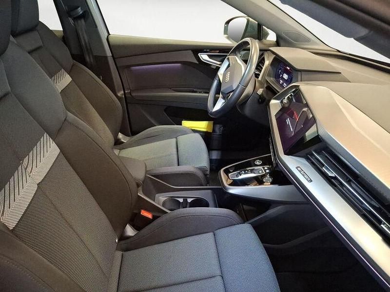 Gebraucht Audi Q4 e-tron Ambiente 150 kW (204 PS) 2024 Taifungrau metallic SUV