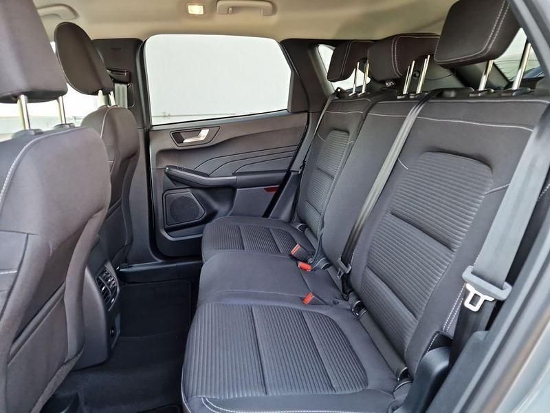 Gebraucht Ford Kuga Titanium 150 PS (110 kW) 2024 Solar silver metallic (metallic) SUV