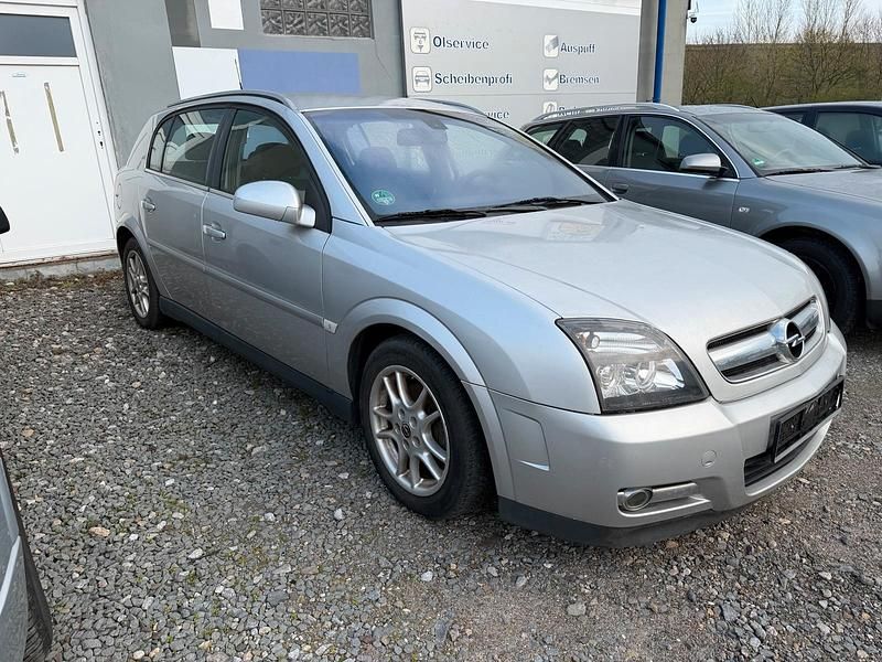 Gebraucht Opel Signum 155 PS (114 kW) 2004 Silber Kleinwagen