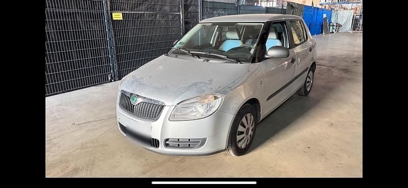 Silber Gebraucht 2008 Skoda Fabia Kleinwagen | 859 € (Superpreis) - Bild 1/4