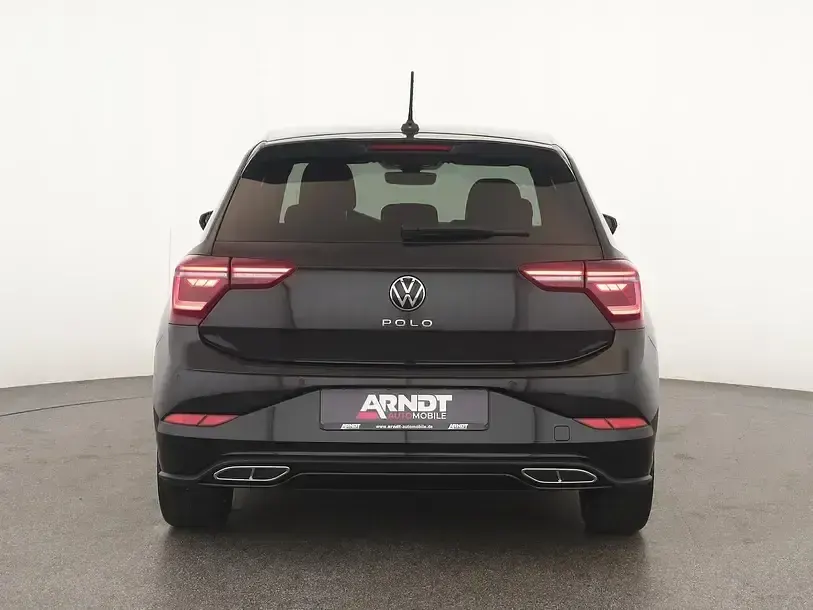 Usata VW Polo R-line 95 CV (69 kW) 2024 Nero Berlina