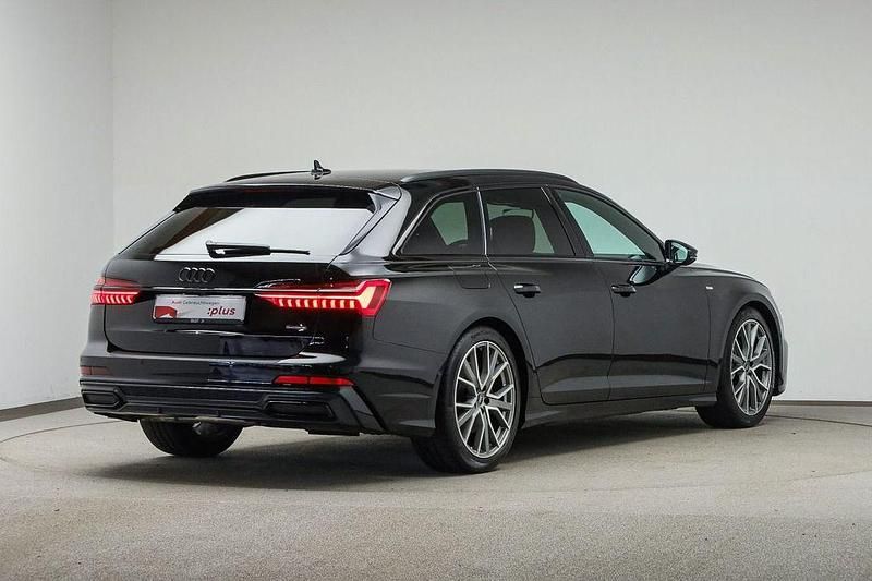 Gebraucht Audi A6 S-Line 245 PS (180 kW) 2023 Mythosschwarz metallic (metallic) Kombi
