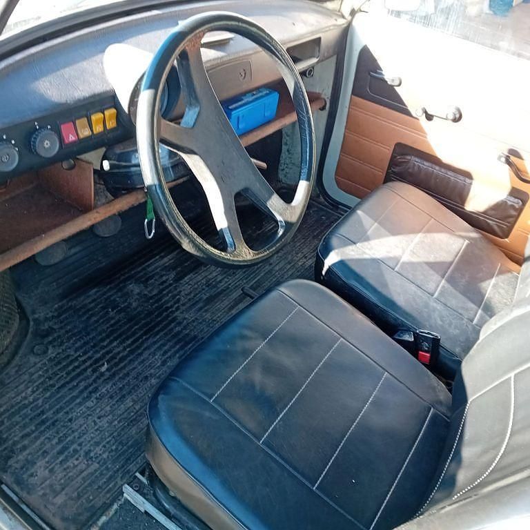 Gebraucht Trabant 601 26 PS (19 kW) 1988 Beige