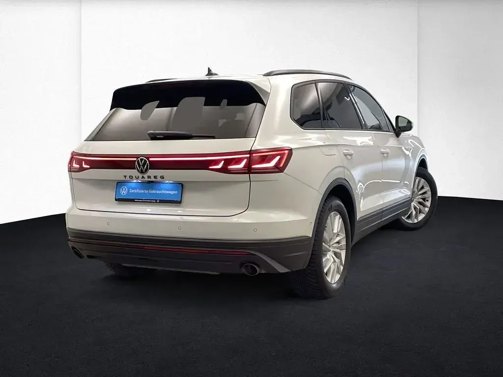 Gebraucht VW Touareg Basis 231 PS (169 kW) 2025 Weiß SUV