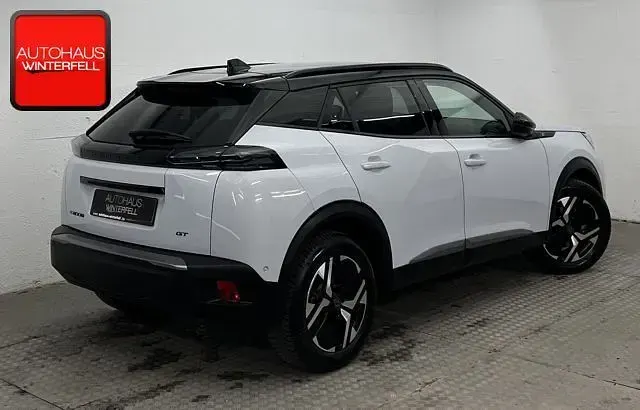 Gebraucht Peugeot e-2008 GTi 100 kW (136 PS) 2024 Okenit weiß SUV