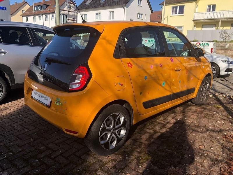 Gebraucht Renault Twingo LIMITED 73 PS (53 kW) 2020 Orange Kleinwagen