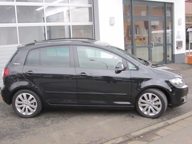 Gebraucht VW Golf Plus Team 122 PS (89 kW) 2010 Schwarz metallic Van / Kleinbus