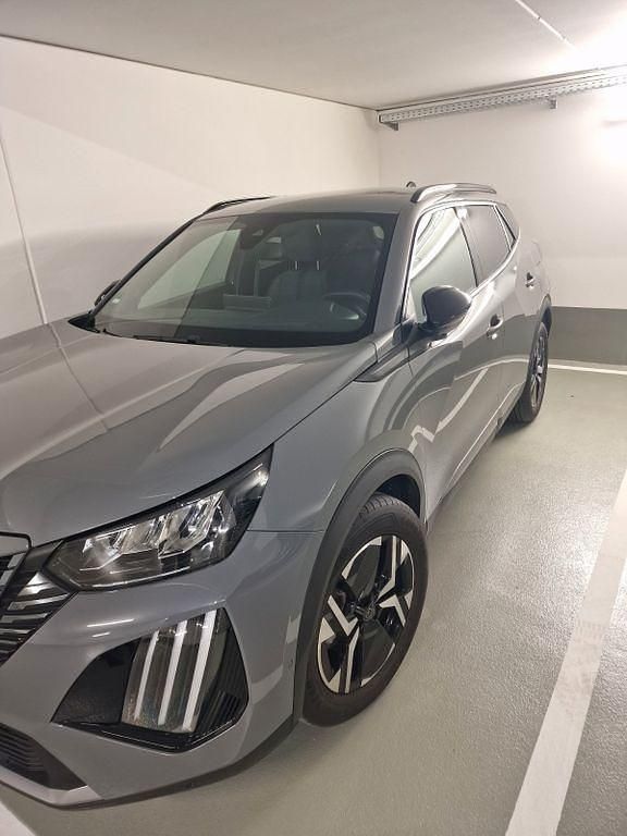 Grau Gebraucht 2024 Peugeot 2008 Allure SUV | 20.500 € (Guter Preis) - Bild 1/4