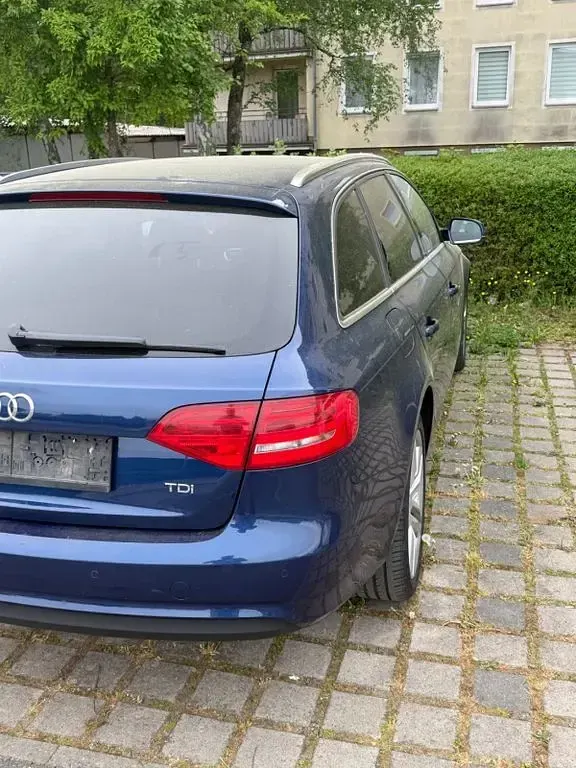 Usata Audi A4 Ambiente 143 CV (105 kW) 2012 Blu Station wagon