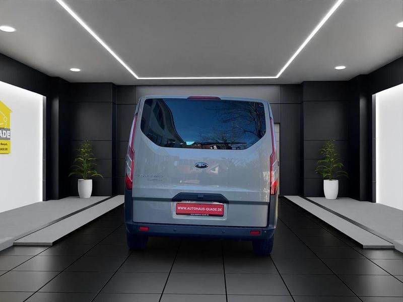 Gebraucht Ford Tourneo Trend 155 PS (114 kW) 2013 Silber Kombi