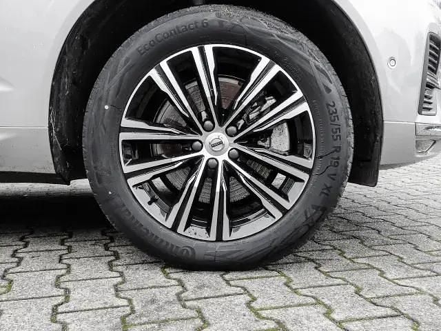 Gebraucht Volvo XC60 Inscription 197 PS (144 kW) 2023 Silber SUV