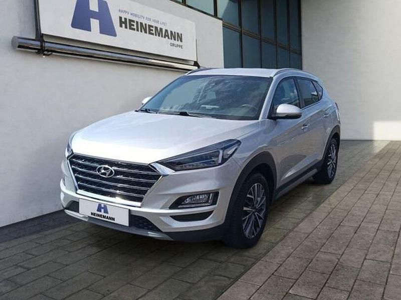 Platinum silver Gebraucht 2018 Hyundai Tucson SUV | 18.450 € (Fairer Preis) - Bild 1/4