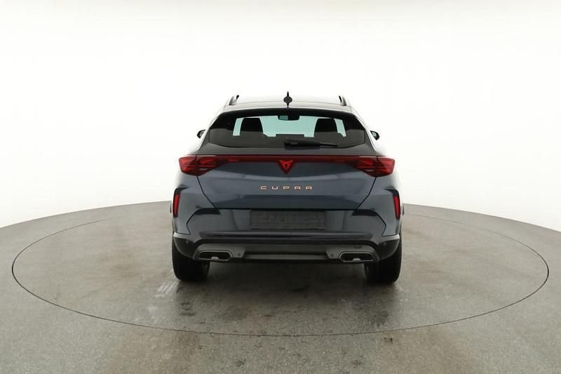 Magnetic grau metallic Gebraucht 2026 Cupra Formentor SUV | 34.475 € (Guter Preis) - Bild 1/4