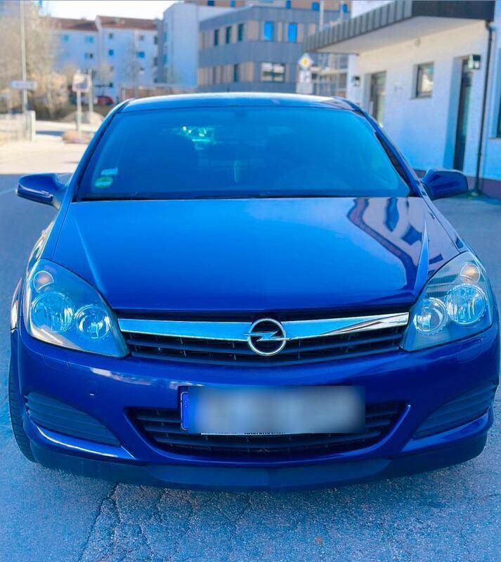 Blau Gebraucht 2004 Opel Astra GTC Kombi | 1.750 € (Fairer Preis) - Bild 1/4