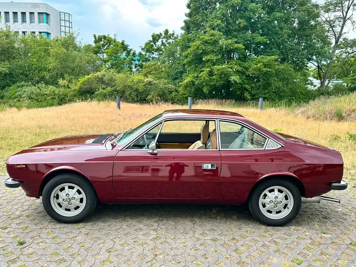Gebraucht Lancia Beta 120 PS (88 kW) 1976 Rot Coupé