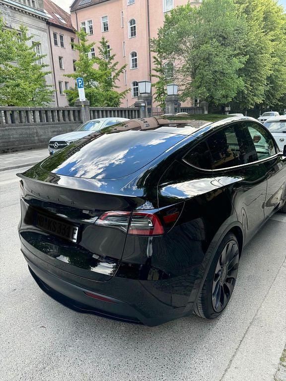Gebraucht Tesla Model Y Performance 320 kW (436 PS) 2023 Schwarz SUV