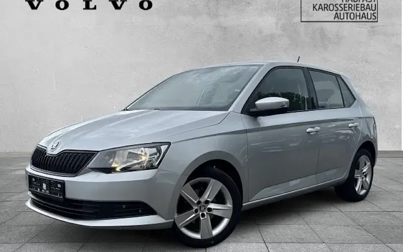 Käytetty Skoda Fabia Cool Edition 60 HP (44 kW) 2016 Sedan