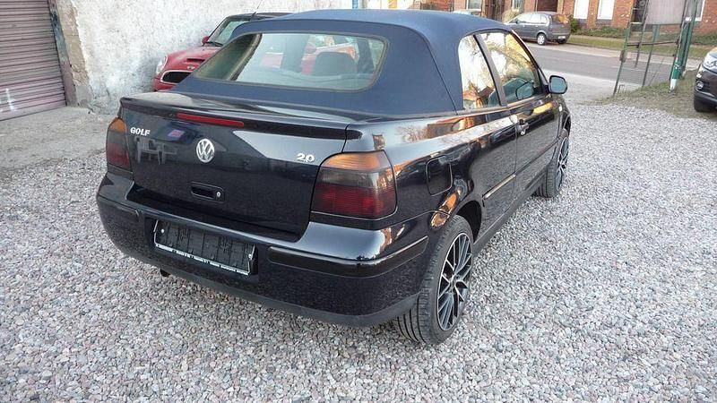 Gebraucht VW Golf Cabriolet 116 PS (85 kW) 2000 Blau Cabrio