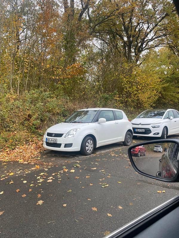 Weiß Gebraucht 2008 Suzuki Swift Kleinwagen | 1.500 € (Superpreis) - Bild 1/4