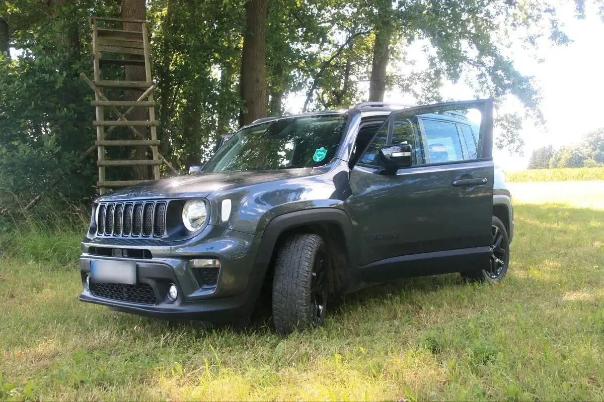 Gebraucht Jeep Renegade Night Eagle 120 PS (88 kW) 2022 Grau SUV