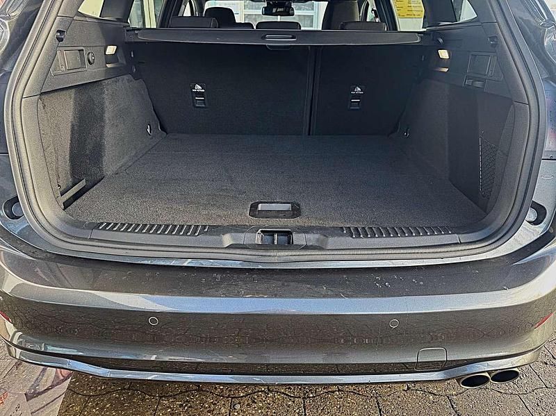 Gebraucht Ford Focus ST-Line 125 PS (91 kW) 2025 Magneticgrau (metallic) Kombi