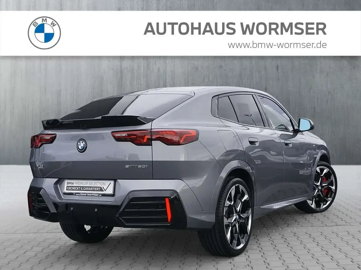 Gebraucht BMW X2 M Sport 156 PS (114 kW) 2025 Grau SUV