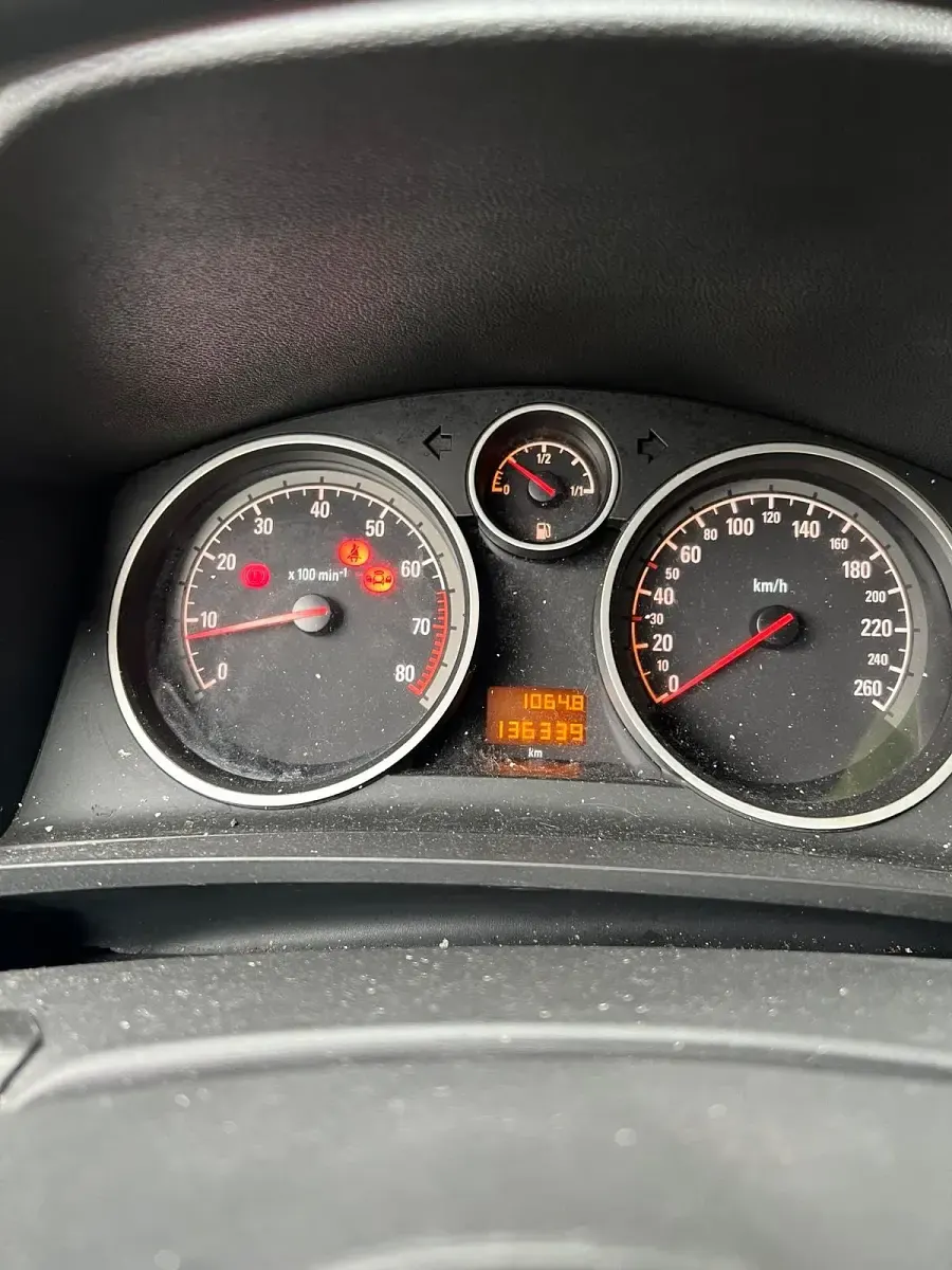 Gebraucht Opel Zafira 137 PS (100 kW) 2005 Silber Van / Kleinbus