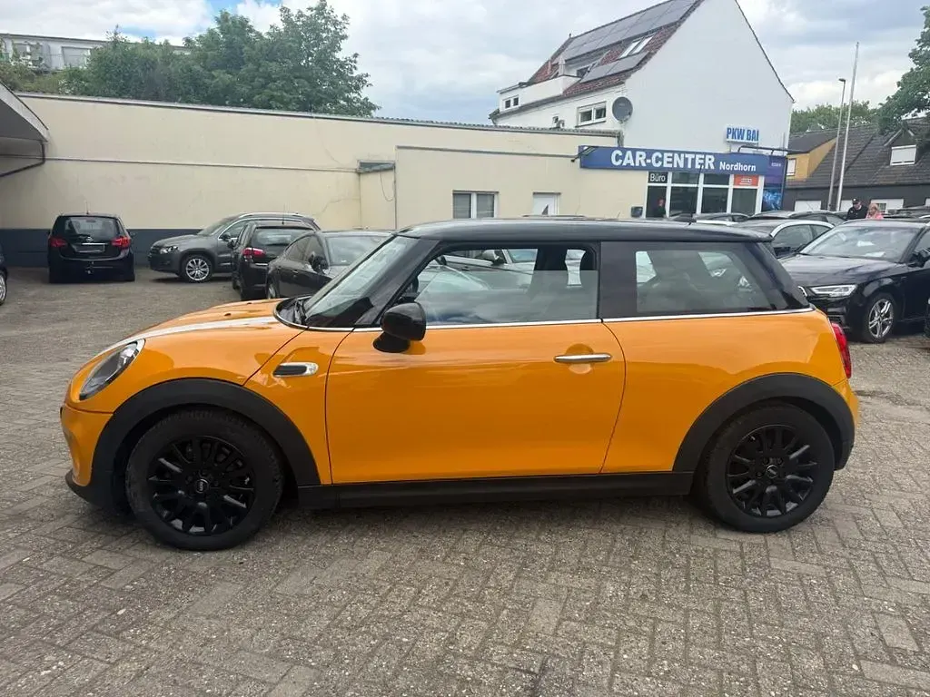 Occasion Mini Cooper D 116 ch (85 kW) 2014 Orange Citadine