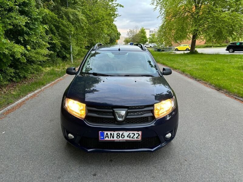 Blau Gebraucht 2014 Dacia Logan MCV Lauréate Kombi | 2.000 € (Guter Preis) - Bild 1/4