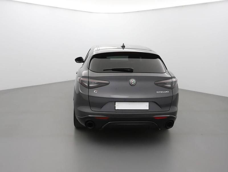 Gebraucht Alfa Romeo Stelvio Sprint 162 PS (119 kW) 2024 Gris vesuvio SUV