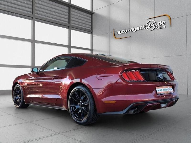 Gebraucht Ford Mustang 331 PS (243 kW) 2015 Rot Kleinwagen