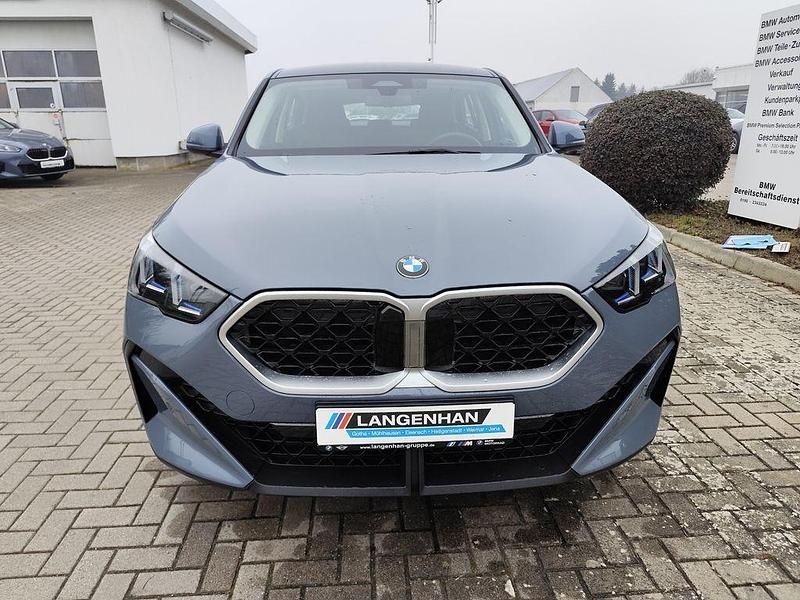 Gebraucht BMW X2 156 PS (114 kW) 2025 Grau SUV