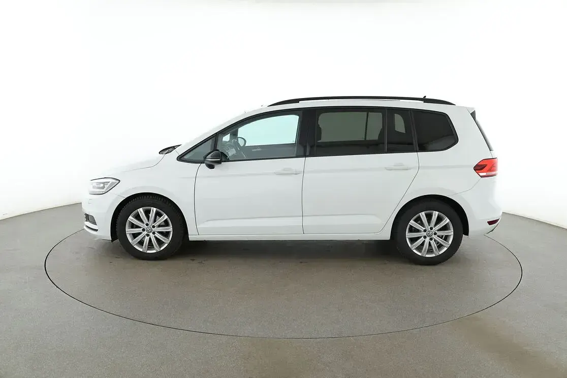 Gebraucht VW Touran Highline 150 PS (110 kW) 2018 Weiß Van / Kleinbus
