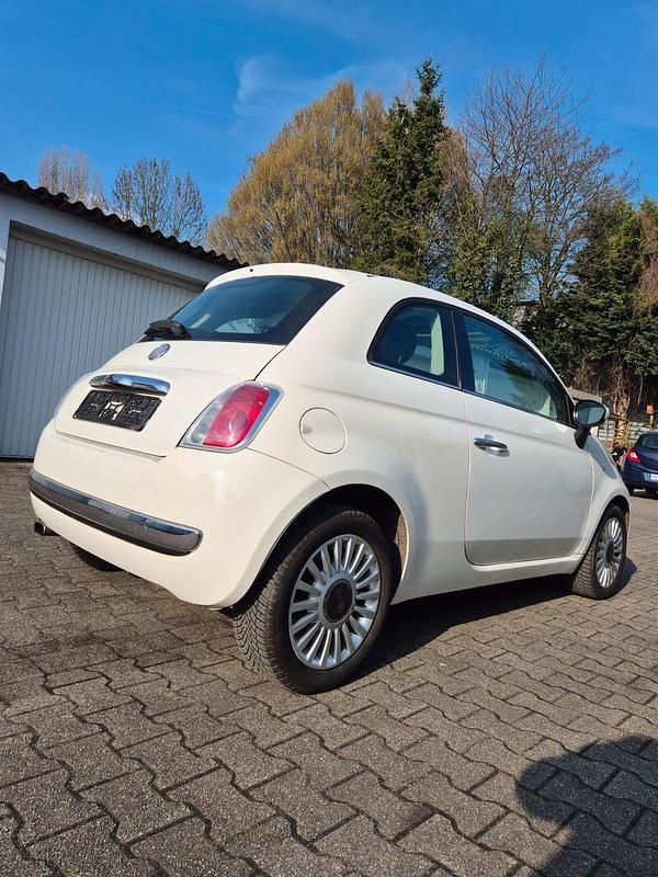 Gebraucht Fiat 500 Lounge 86 PS (63 kW) 2011 Weiß Kleinwagen