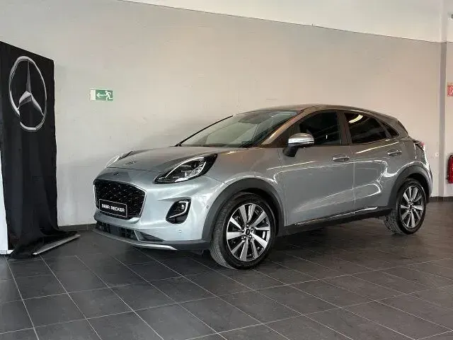 Gebraucht Ford Puma Titanium 125 PS (91 kW) 2020 Grau SUV