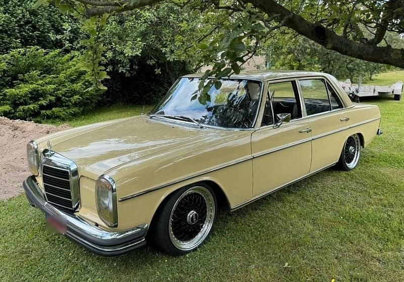 Gebraucht Mercedes W114 1973 Limousine