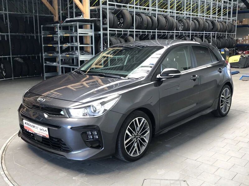 Grau Gebraucht 2021 Kia Rio GT-Line Limousine | 22.549 € (Teuer) - Bild 1/2