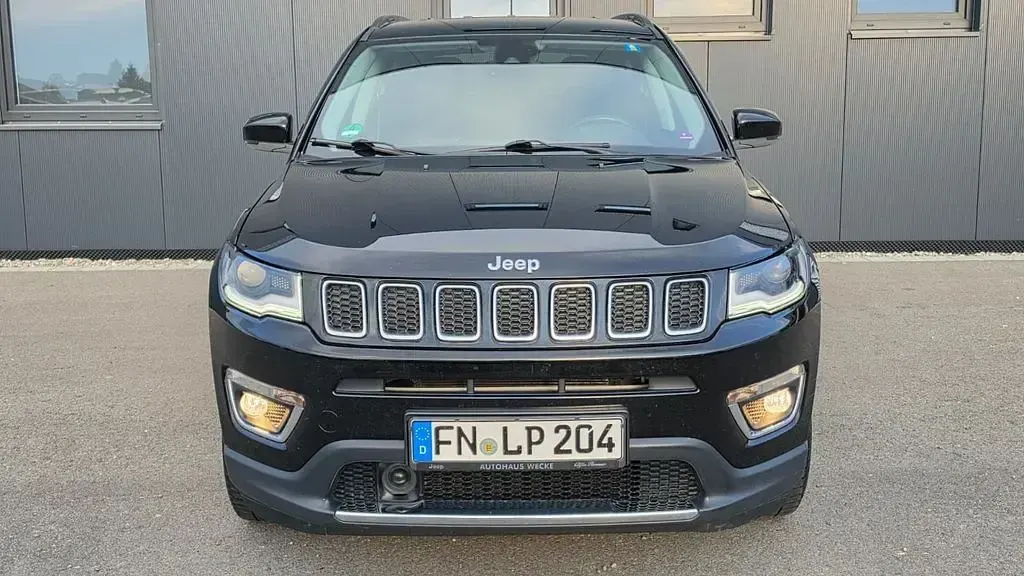 Gebraucht Jeep Compass Limited 170 PS (125 kW) 2017 Schwarz SUV