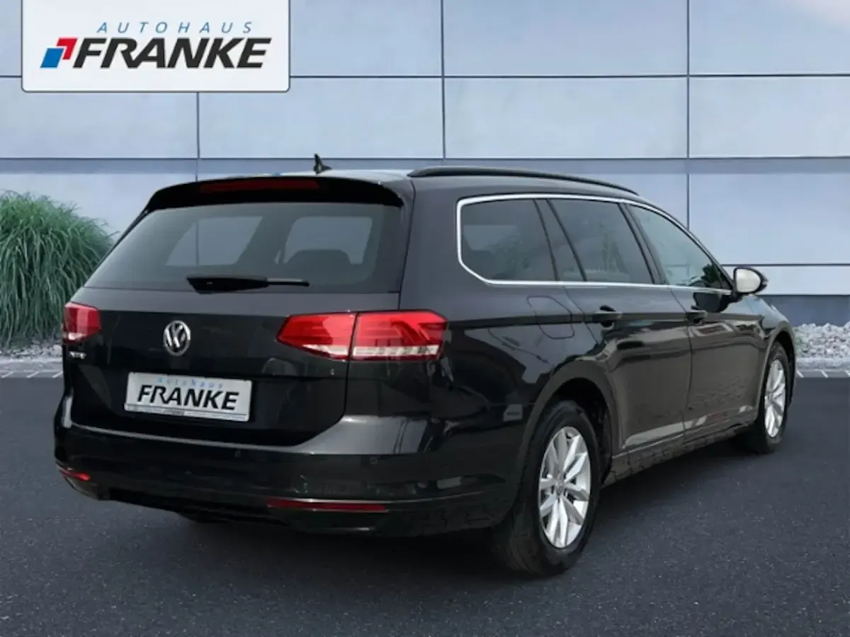 Gebraucht VW Passat Comfortline 150 PS (110 kW) 2019 Kombi