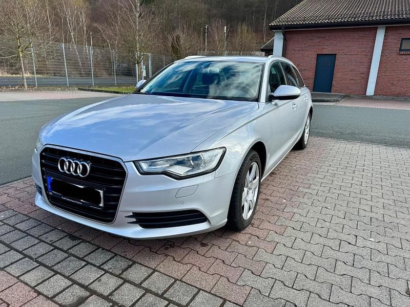 Gebraucht Audi A6 177 PS (130 kW) 2012 Silber Kombi